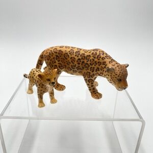 Schleich‎ Jaguar Cheetah Mother Cub Animal Figures Realistic Safari Wildlife Toy